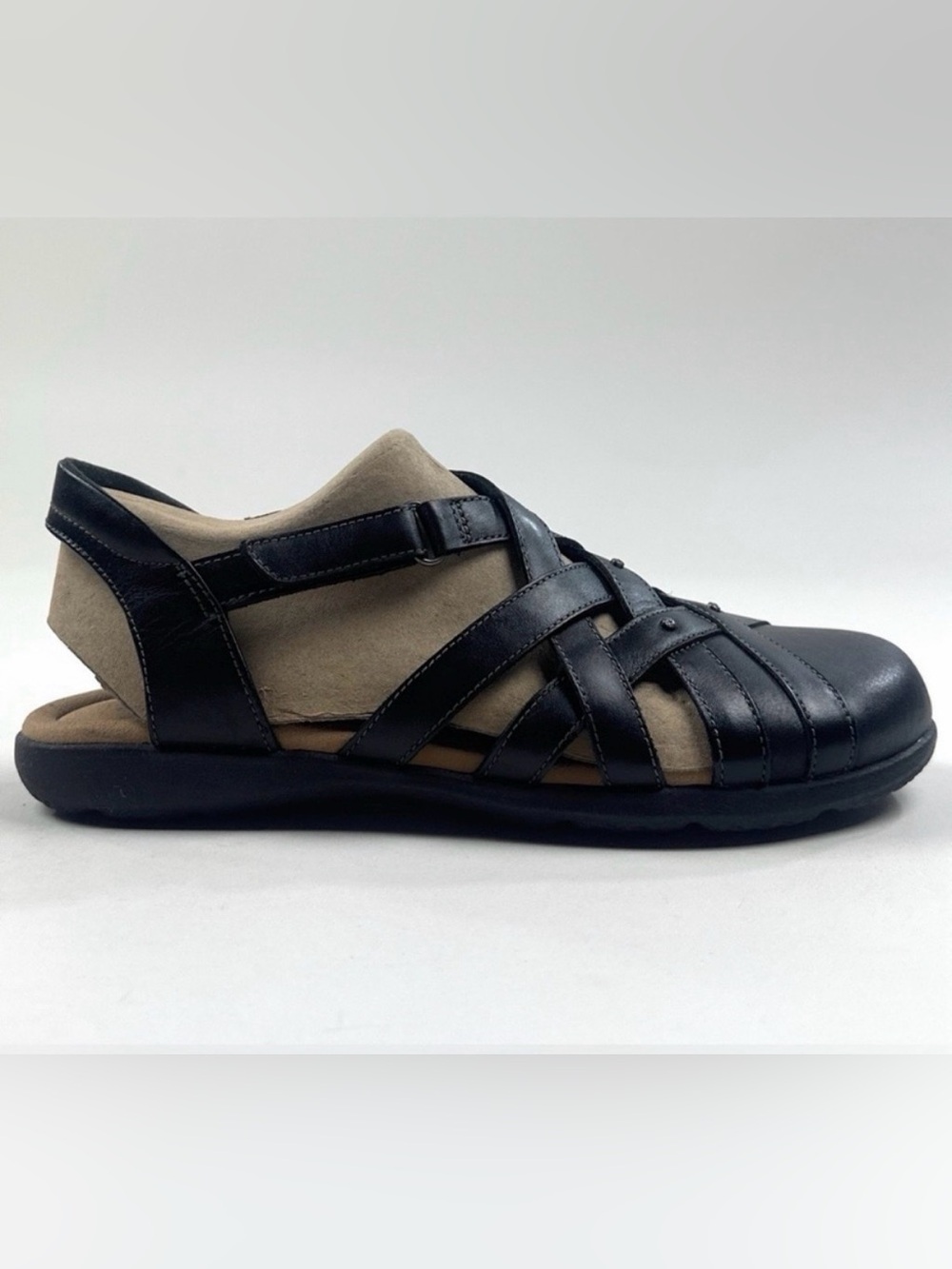 Clarks Elizabelle Sea Women 8.5 Leather Black Fisherman Sandals Strappy 26177120